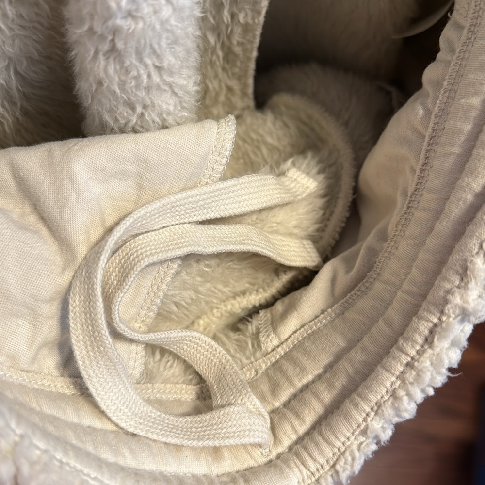 SKIMS Teddy Jogger Lounge Pants Sz Small Off White Bone - Picture 7 of 7